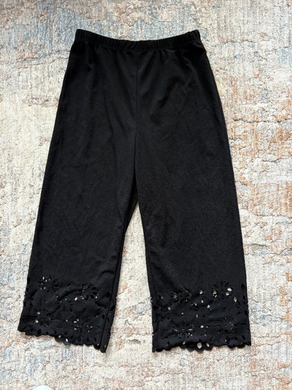 SHEIN Firerie XL Black Laser Cut Floral Wide Leg Cropped Pants